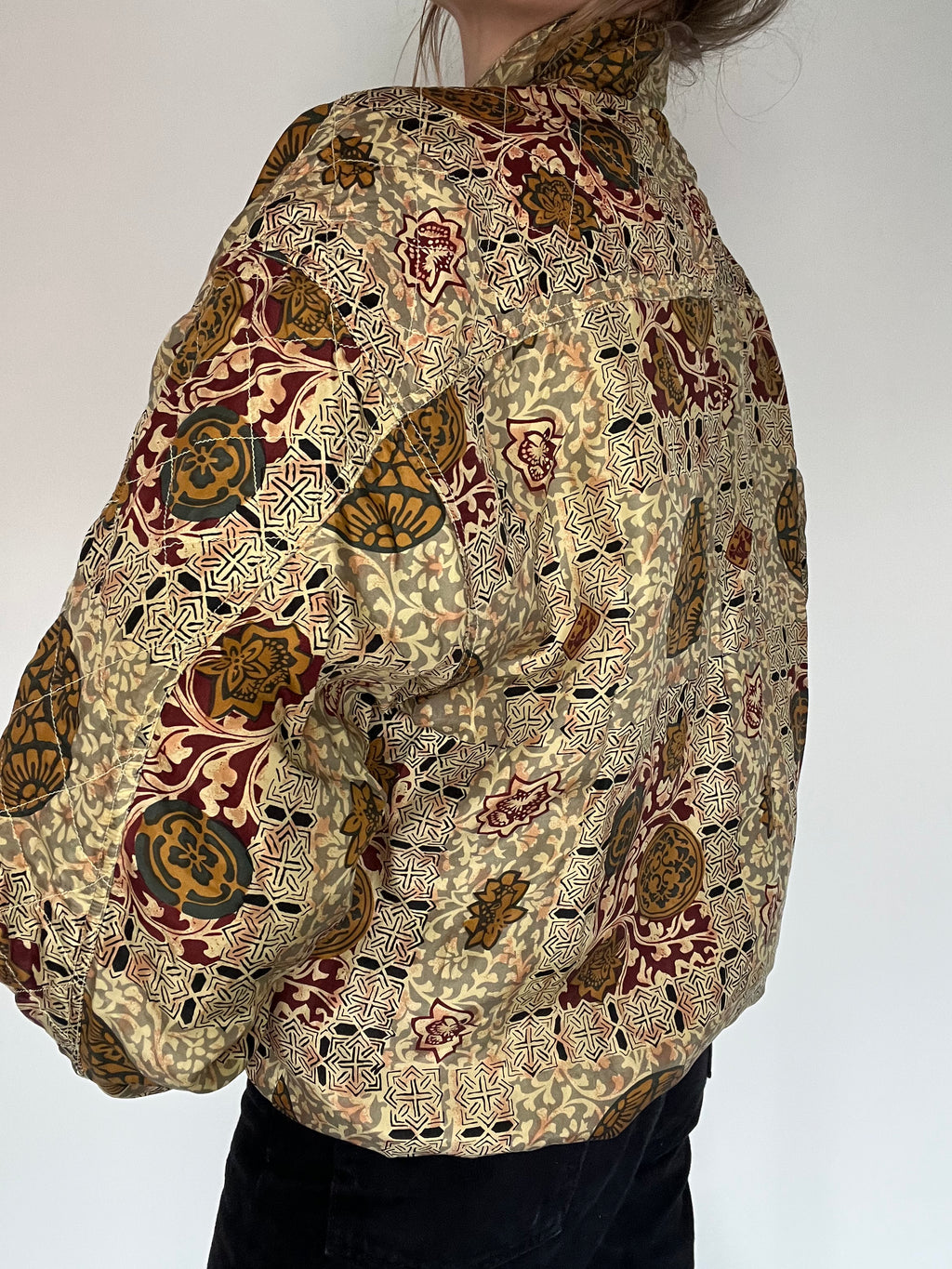 100% silk jacket with oriental print