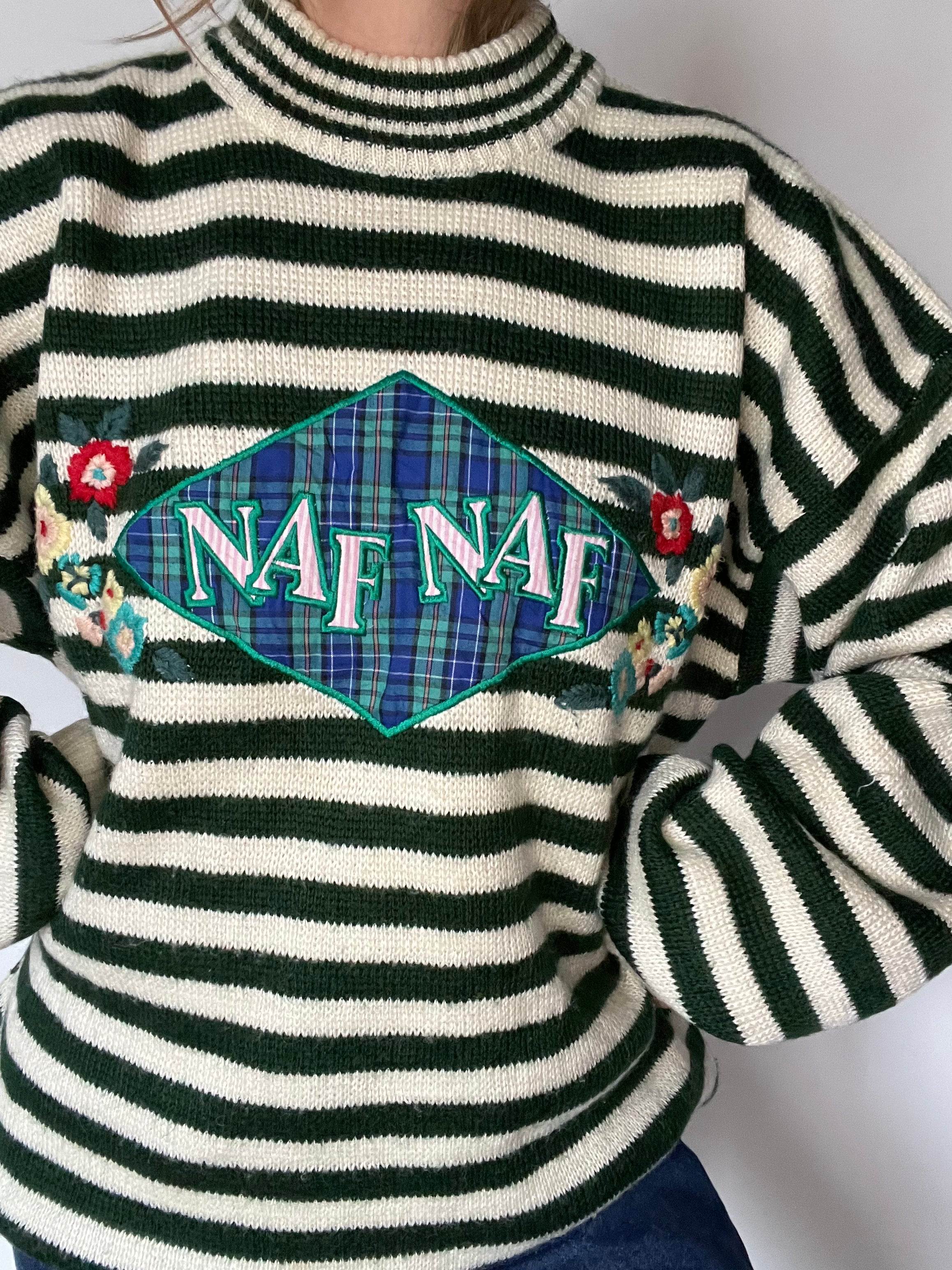 Green striped pullover with flowers 50% wool