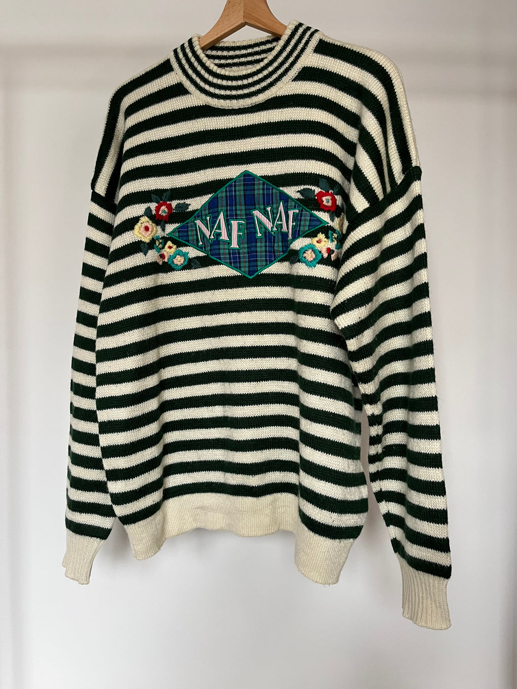 Green striped pullover with flowers 50% wool