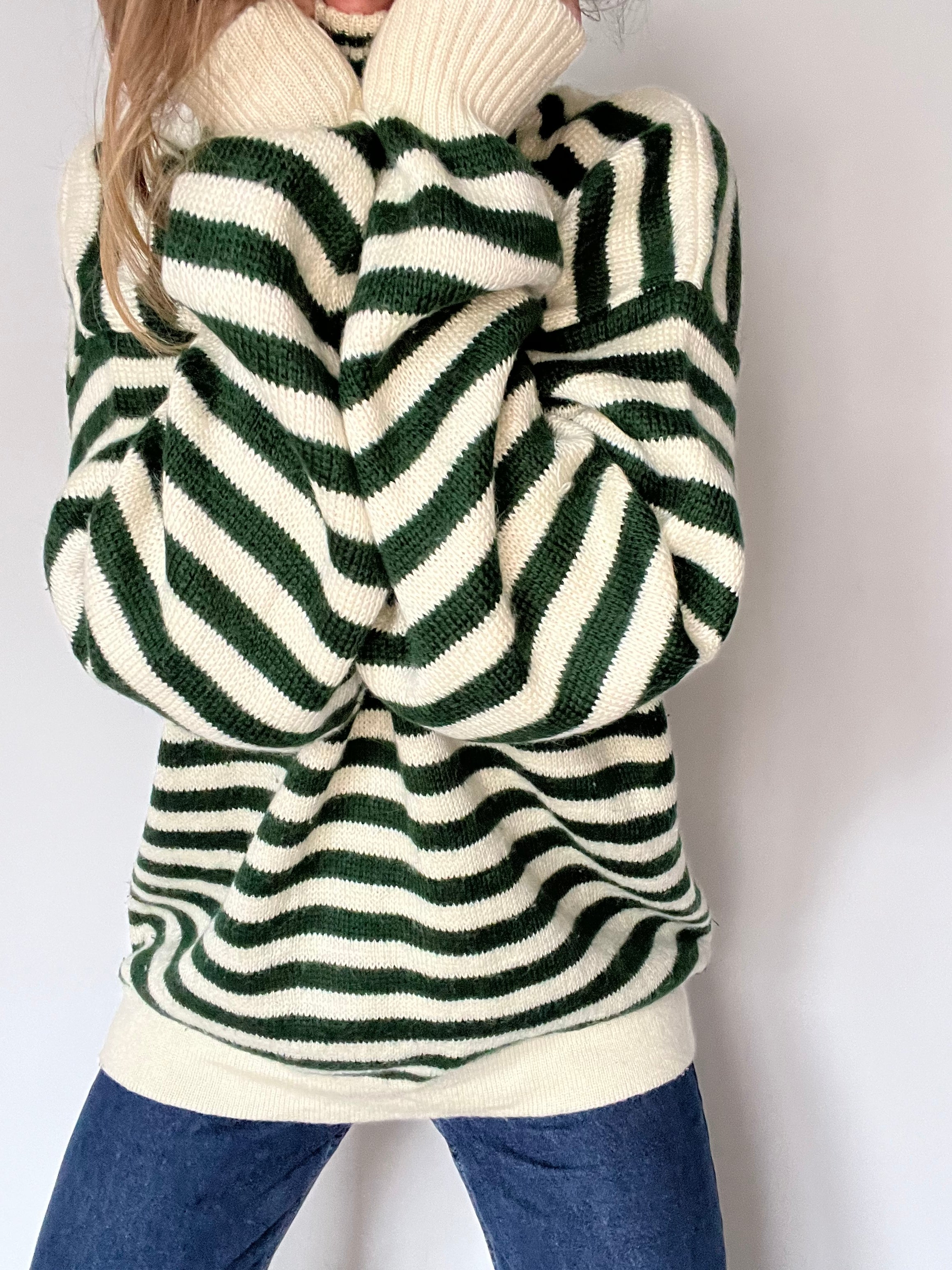 Green striped pullover with flowers 50% wool