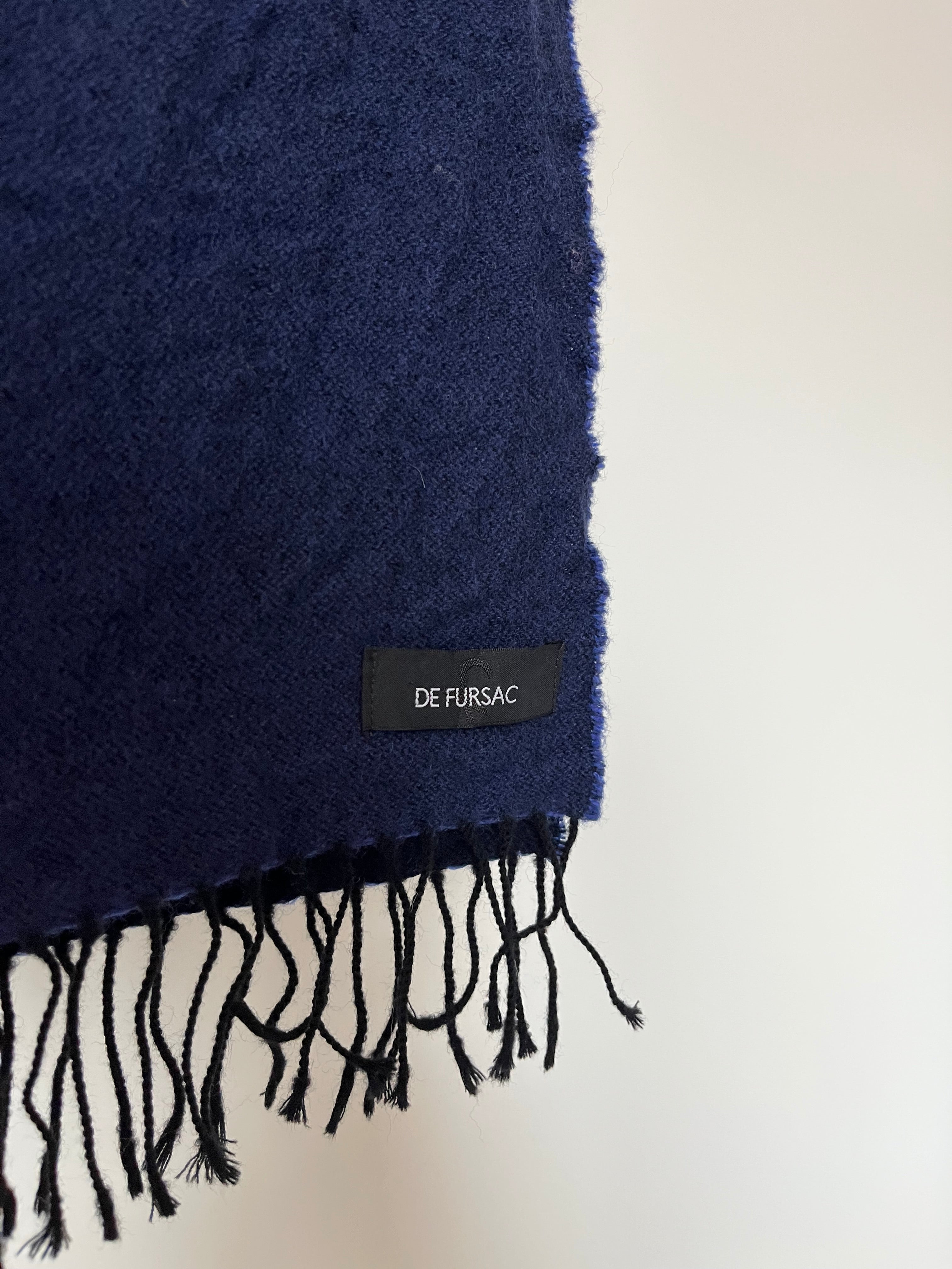 Super soft navy scarf 100% wool