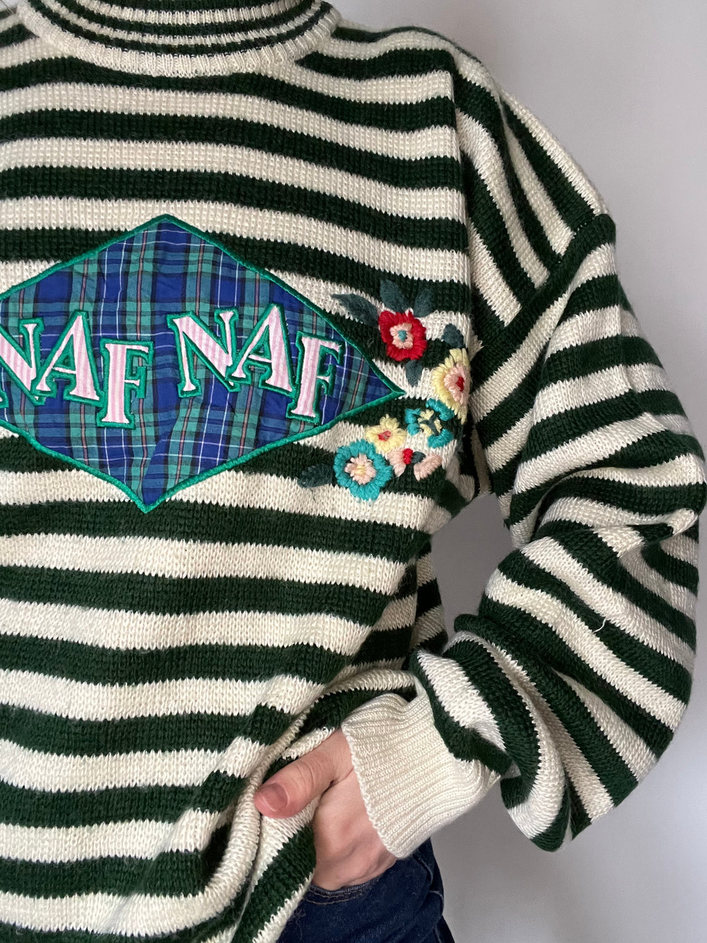 Green striped pullover with flowers 50% wool