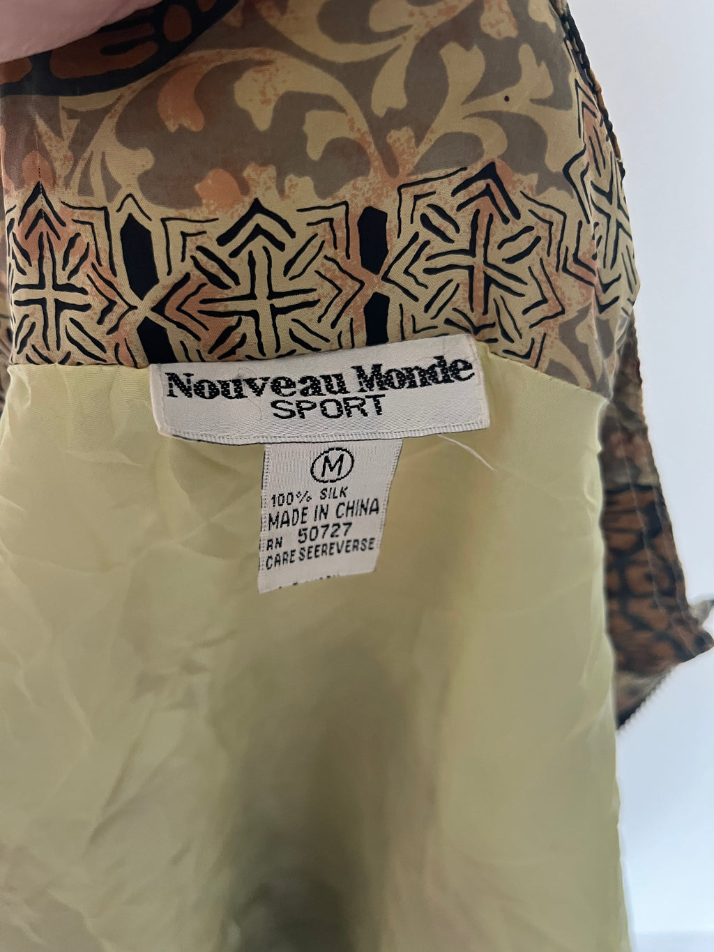 100% silk jacket with oriental print